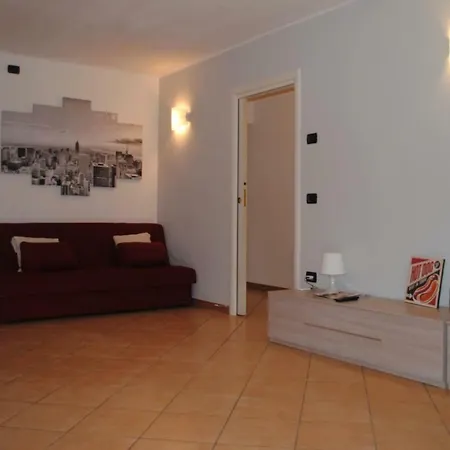 Casa Mondragon *