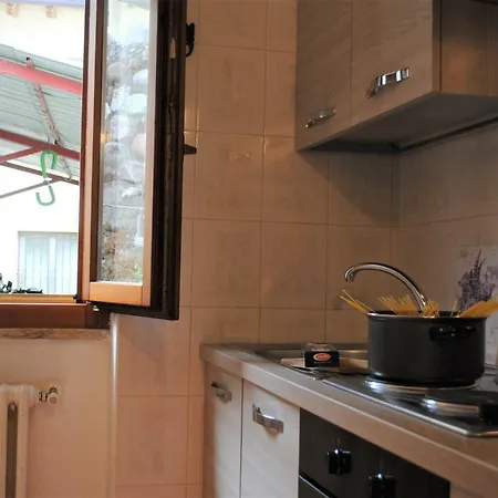 Casa Mondragon *